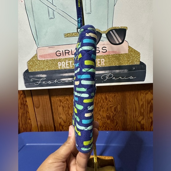 VERA BRADLEY Blue Clasp Wallet - Picture 2 of 10